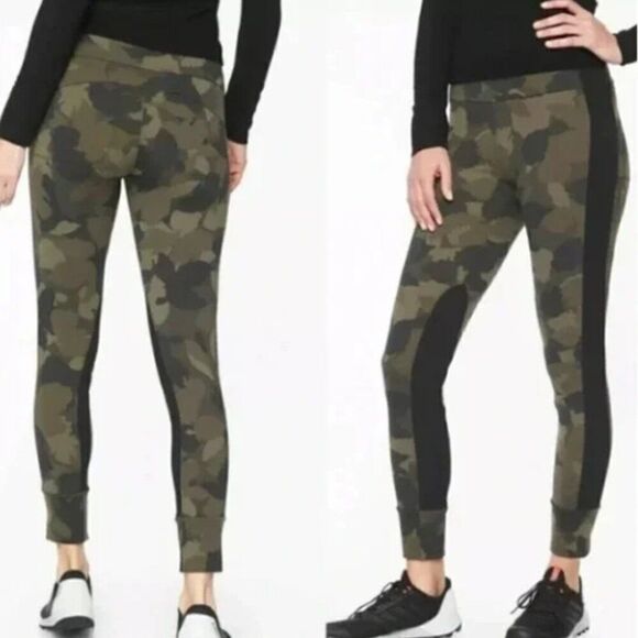 ATHLETA Essex Camo Hybrid Tight Leggings Size Medium - Picture 1 of 8